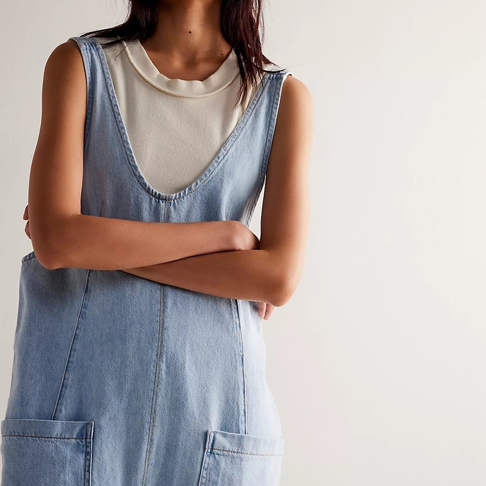 FREE PEOPLE Light Blue Denim Jumpsuit SIZE M